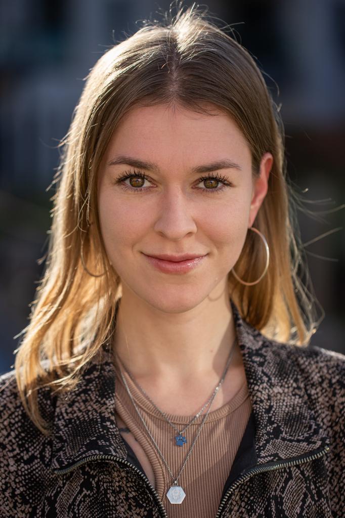 Portrait von Anabel, Gründerin von Sternenzeit